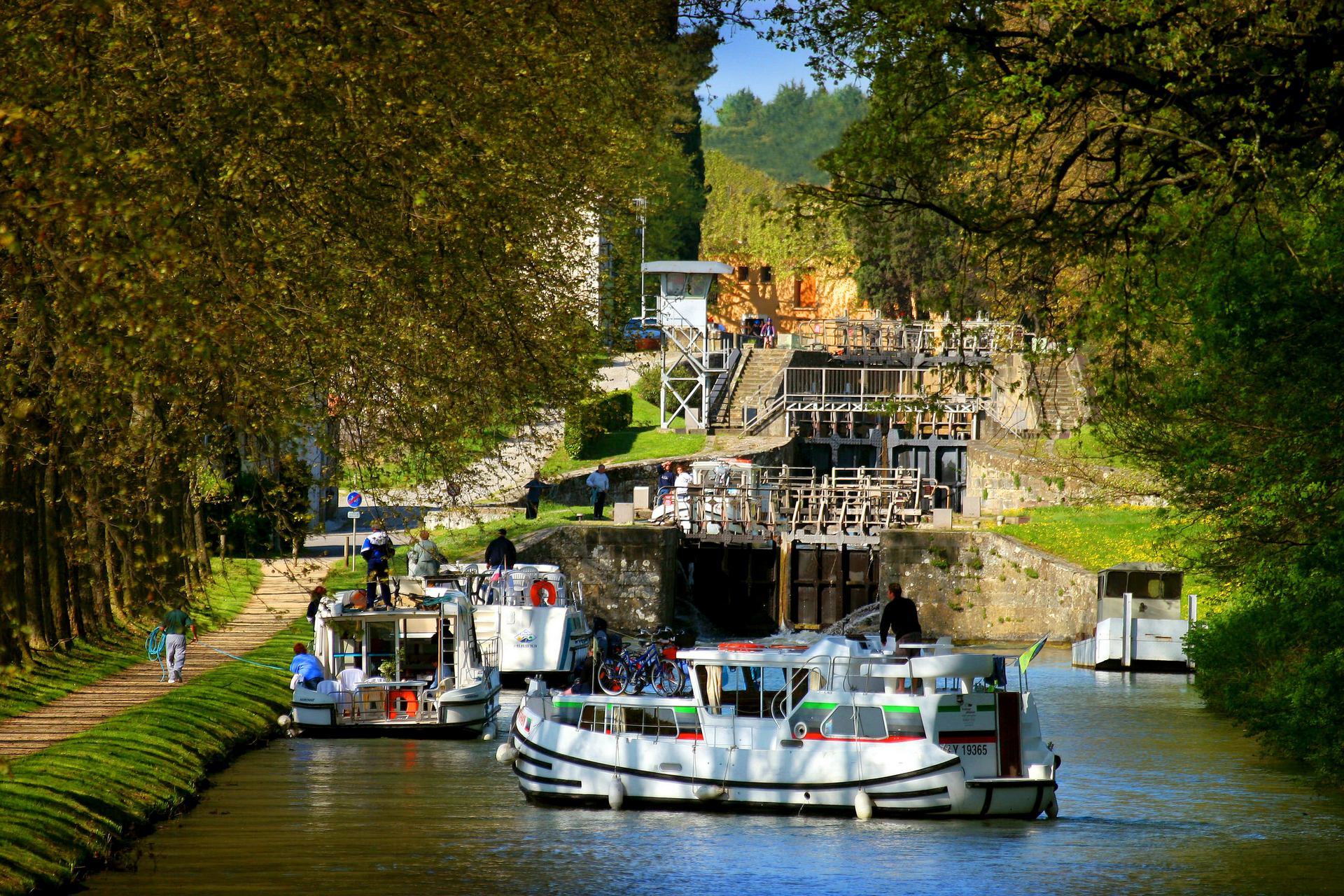 Boat Rentals - Aude Cathar Country