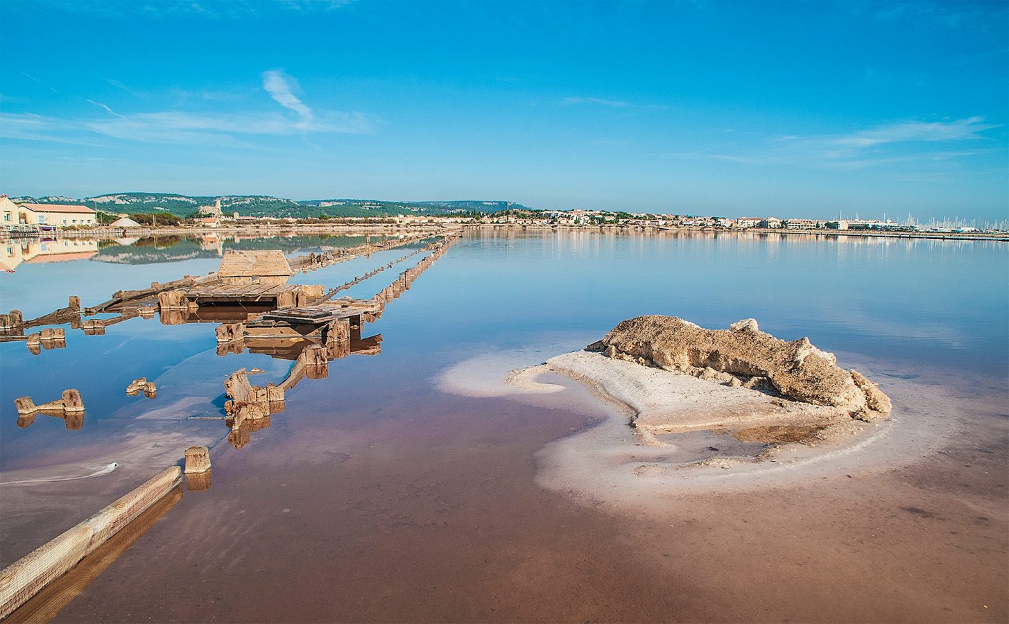 Visite du salin de Saint-Martin en famille à Gruissan © Edgar de Puy - ADT Aude