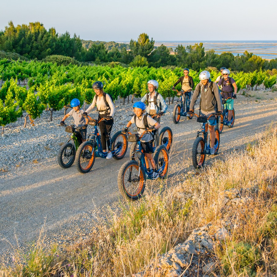 trottinette électrique tout terrain avec Trottup à Gruissan ©trottup